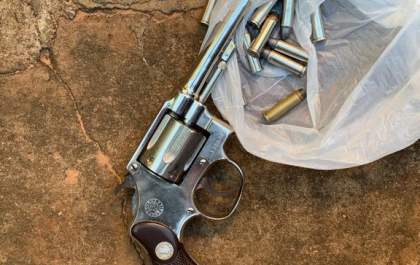 Polícia militar presta apoio à polícia civil em Mirandópolis e apreende arma de fogo e munições