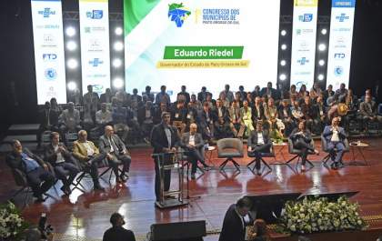 Governo do MS repassou mais de R$ 5 bilhões aos 79 municípios em 2023