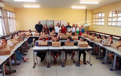 Prefeitura de Birigui promove entrega de kits escolares no retorno às aulas