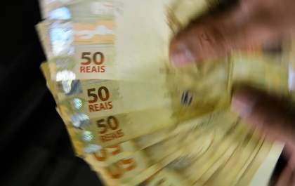 Brasileiros ainda não sacaram R$ 7,59 bilhões de valores a receber