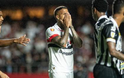 São Paulo perde para o Santos e se complica no Campeonato Paulista
