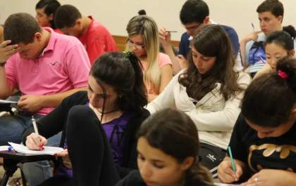 Governo lança Fies Social para estudantes de baixa renda