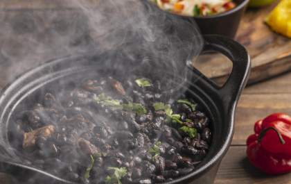 Tradicional Feijoada da Sabor Vital: uma combinação perfeito para sábado chuvoso