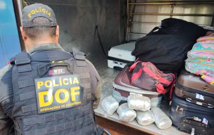 Adolescentes que seguiam com droga em ônibus são apreendidos pelo DOF