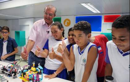 Araçatuba recebe carreta de tecnologia do Sesi