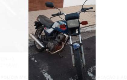 Homem é preso em Birigui com moto roubada em Araçatuba há 4 anos