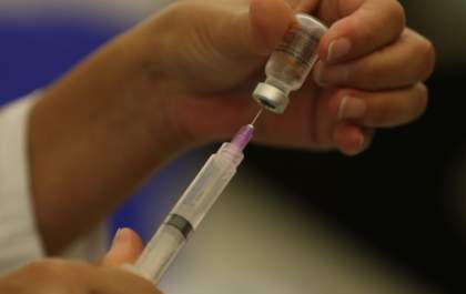 Vacinas da dengue liberadas para público ampliado acabaram