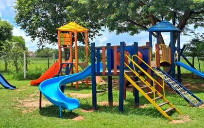 Prefeitura investe R$ 830 mil na revitalização de parques infantis das escolas municipais