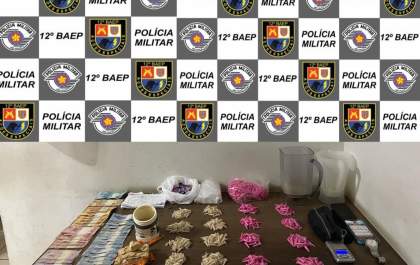Dupla é presa pelo Baep com quase 1 quilo de cocaína em Birigui