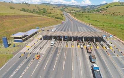 Pedágios de rodovias federais irão aceitar Pix e cartões de débito e crédito