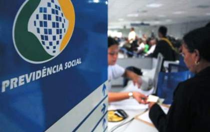 Antecipação do 13º salário para aposentados e pensionistas do INSS