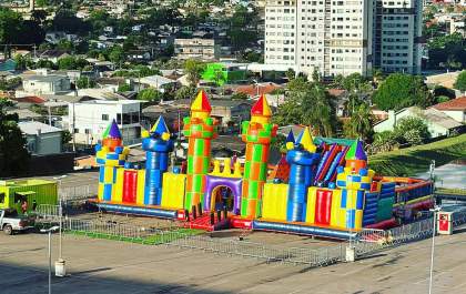 Shopping Três Lagoas recebe maior parque inflável da América Latina