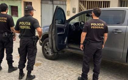 Policiais são investigados por envolvimento com grupo de contrabandistas de cigarros