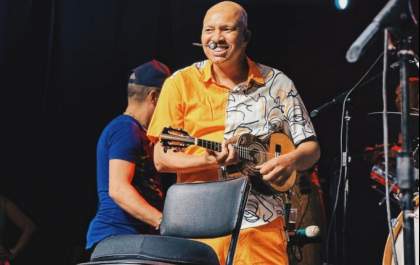 Cantor Anderson Leonardo, do Molejo, é hospitalizado novamente devido a câncer inguinal