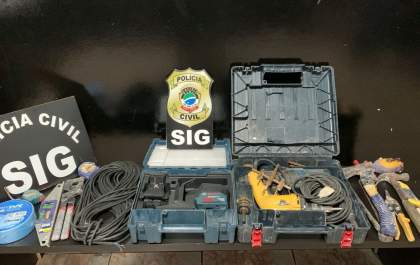 Polícia recupera material furtado de construção