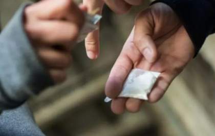 Jovem é preso com drogas e munições em Valparaíso