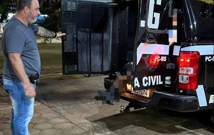 Homem é preso por tentar matar esposa e vizinha