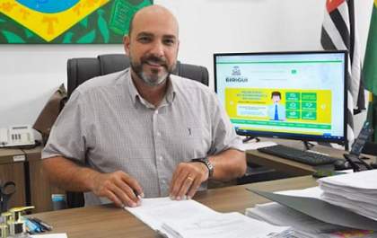 Vereadores cassam mandato do prefeito de Birigui; André Firmino assume o cargo
