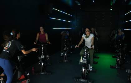 Spinning: atividade física promove saúde e bem-estar para alunos do Unisalesiano