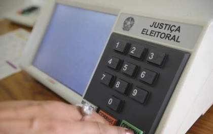Prazo para emitir ou regularizar título de eleitor acaba em um mês