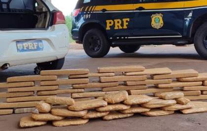 PRF apreende 45 Kg de maconha e skunk em Água Clara