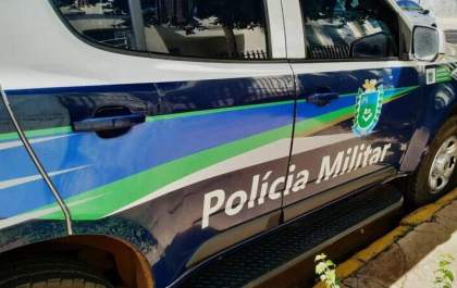 Homem é preso após atear fogo na esposa em Água Clara