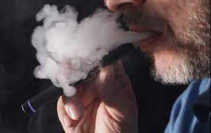 Debate sobre regulamentação de cigarros eletrônicos no Brasil adiado