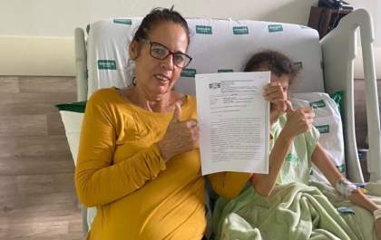 Após passar por cirurgia para remover tumor no cérebro, Jéssica é diagnosticada com meningite bacteriana