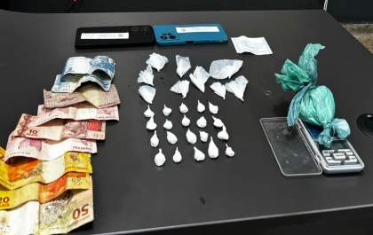 Polícia prende em flagrante delito traficante de drogas e apreende drogas em Nova Alvorada do Sul
