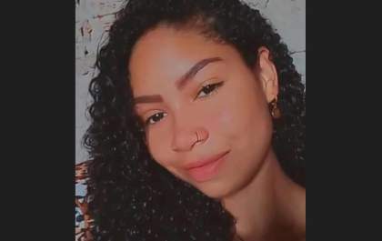 Morre jovem de 18 anos ferida em colisão de carro com árvore