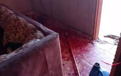 Vício Fatal: Usuária de drogas morta com facadas e encontrada segurando terço