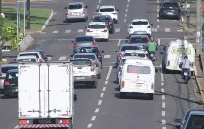 Agosto é o prazo para licenciamentos de veículos com placa de final 7 e 8