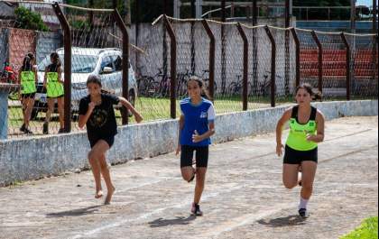 SEJUVEL abre novas turmas de atletismo e paradesporto em TL