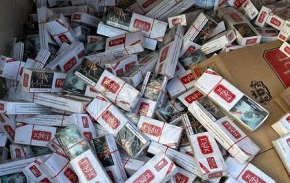 PF apreende carreta carregada com 37 mil cigarros em Três Lagoas