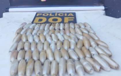Polícia prende homem com estômago cheio de cocaína