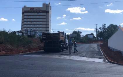 Avança a pavimentação no bairro Nova Iorque