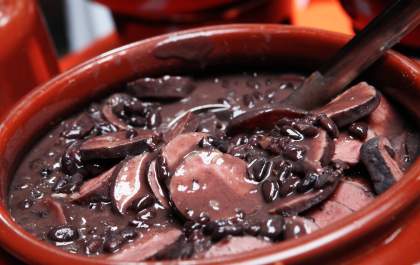 Asilo promove feijoada beneficente no domingo