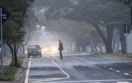 Frio, nebulosidade e probabilidade de chuvas são destaque na previsão deste domingo