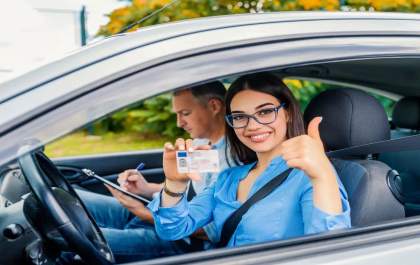 Alteração na CNH beneficia motoristas com problemas oculares