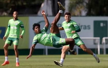 Palmeiras enfrenta San Lorenzo em busca da primeira posição do grupo F