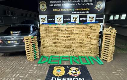 Polícia encontra 1 tonelada de maconha em veículo abandonado