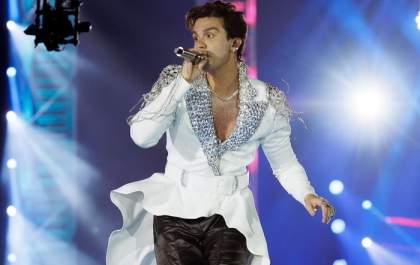Luan Santana é hospitalizado após mal súbito