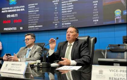 Projeto que exige informação de serviços bancários gratuitos é aprovado