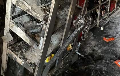 Incêndio em conveniência causa prejuízos e proprietária pede ajuda