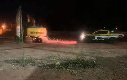 Polícia Militar Rodoviária Estadual recupera escavadeira furtada avaliada em R$ 500 mil em Três Lagoas