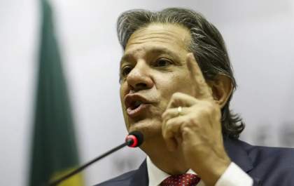 Haddad atribui recente alta do dólar a 