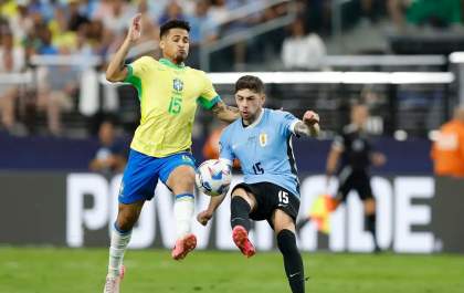 Brasil cai nos pênaltis diante do Uruguai e dá adeus à Copa América
