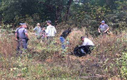 Polícia encontra ossada humana enterrada em chácara na região