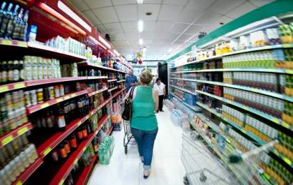 Inflação cai para 0,21% em junho deste ano, diz IBGE