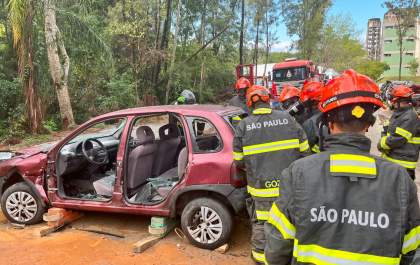 Detran passa a ceder veículos para curso de Salvamento do Corpo de Bombeiros